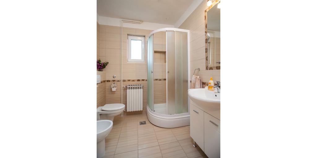 Apartment Nevia ماكارسكا الغرفة الصورة