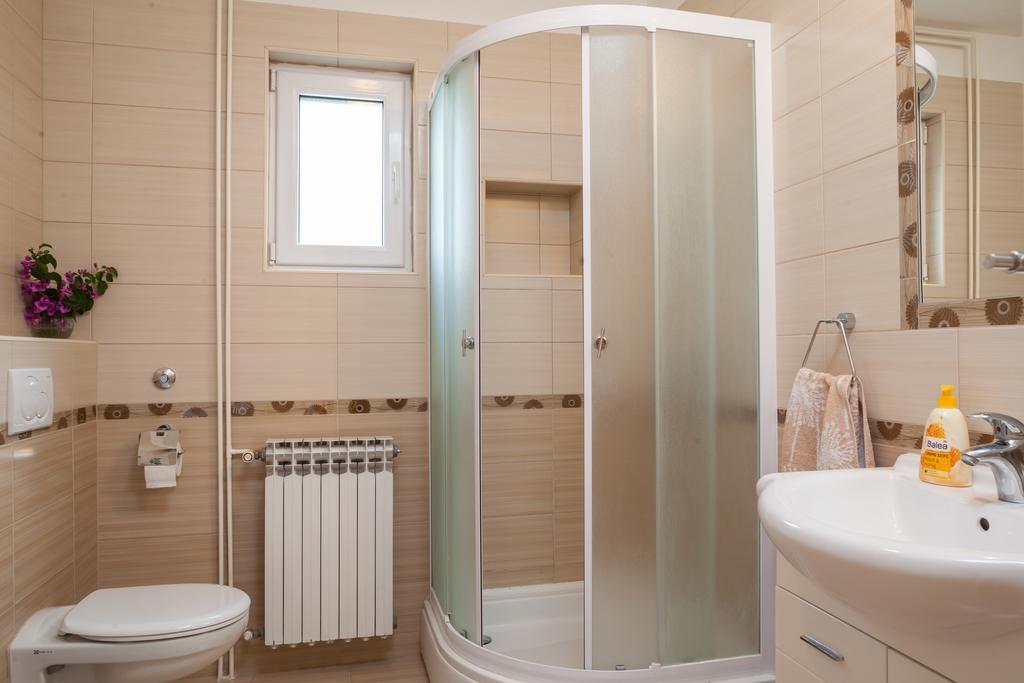Apartment Nevia ماكارسكا الغرفة الصورة
