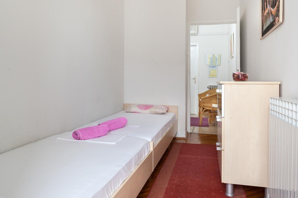 Apartment Nevia ماكارسكا الغرفة الصورة